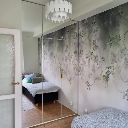 Vintage Glamour Suite, Parveke, Parkkipaikka ヘルシンキ