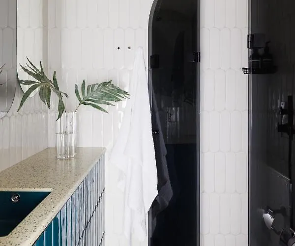 Vintage Glamour Suite, Parveke, Parkkipaikka Helsinki