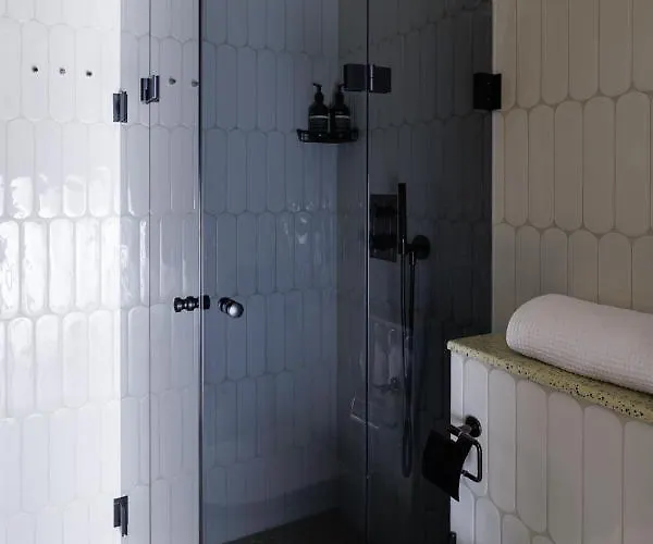 Vintage Glamour Suite, Parveke, Parkkipaikka