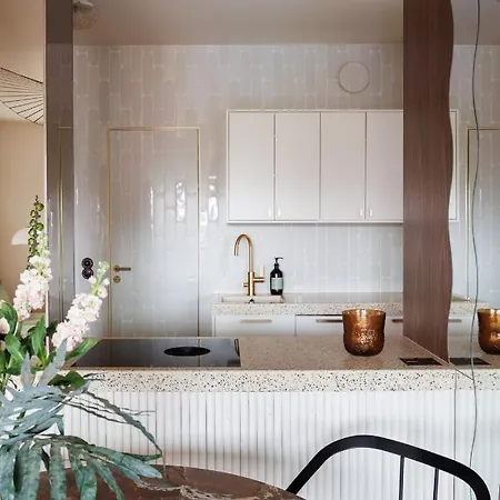 Vintage Glamour Suite, Parveke, Parkkipaikka Helsinki